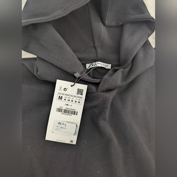 Zara - Hooded Black Sweater Tank M - Picture 3 of 4
